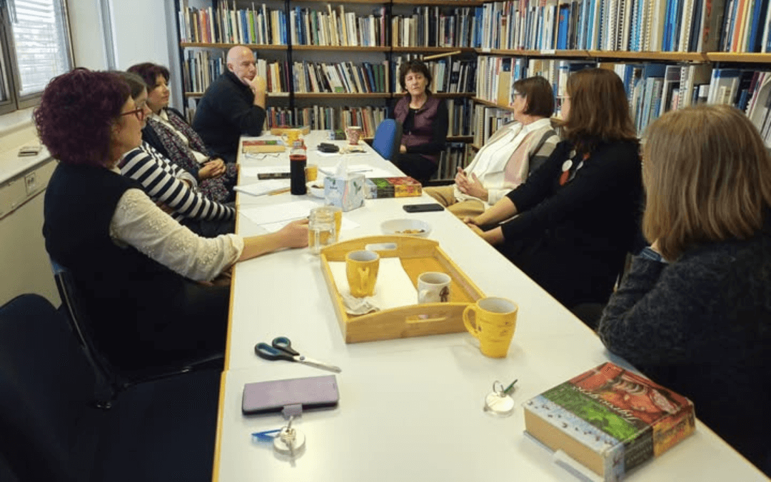 Participants of the SIAE reading club